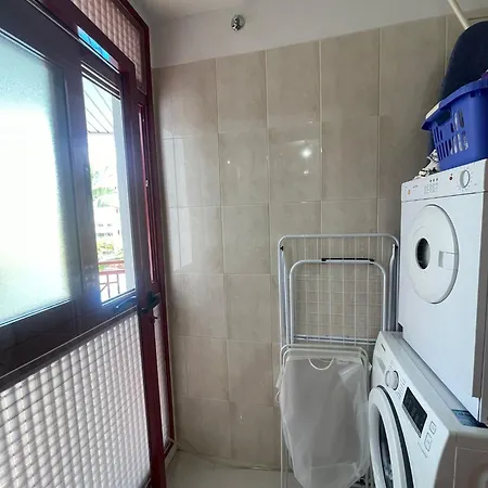 Sea Haven Tenerife 公寓 *